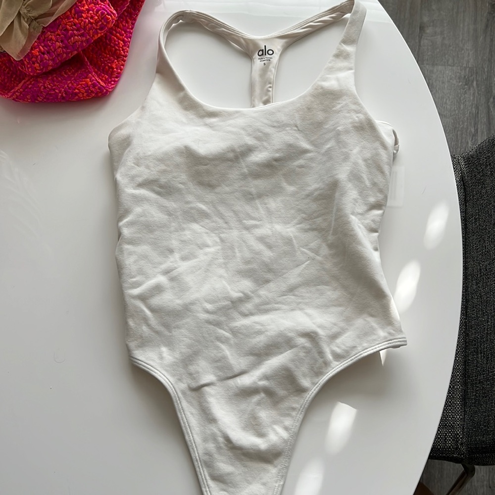 Alo white bodysuit size small. Worn once
